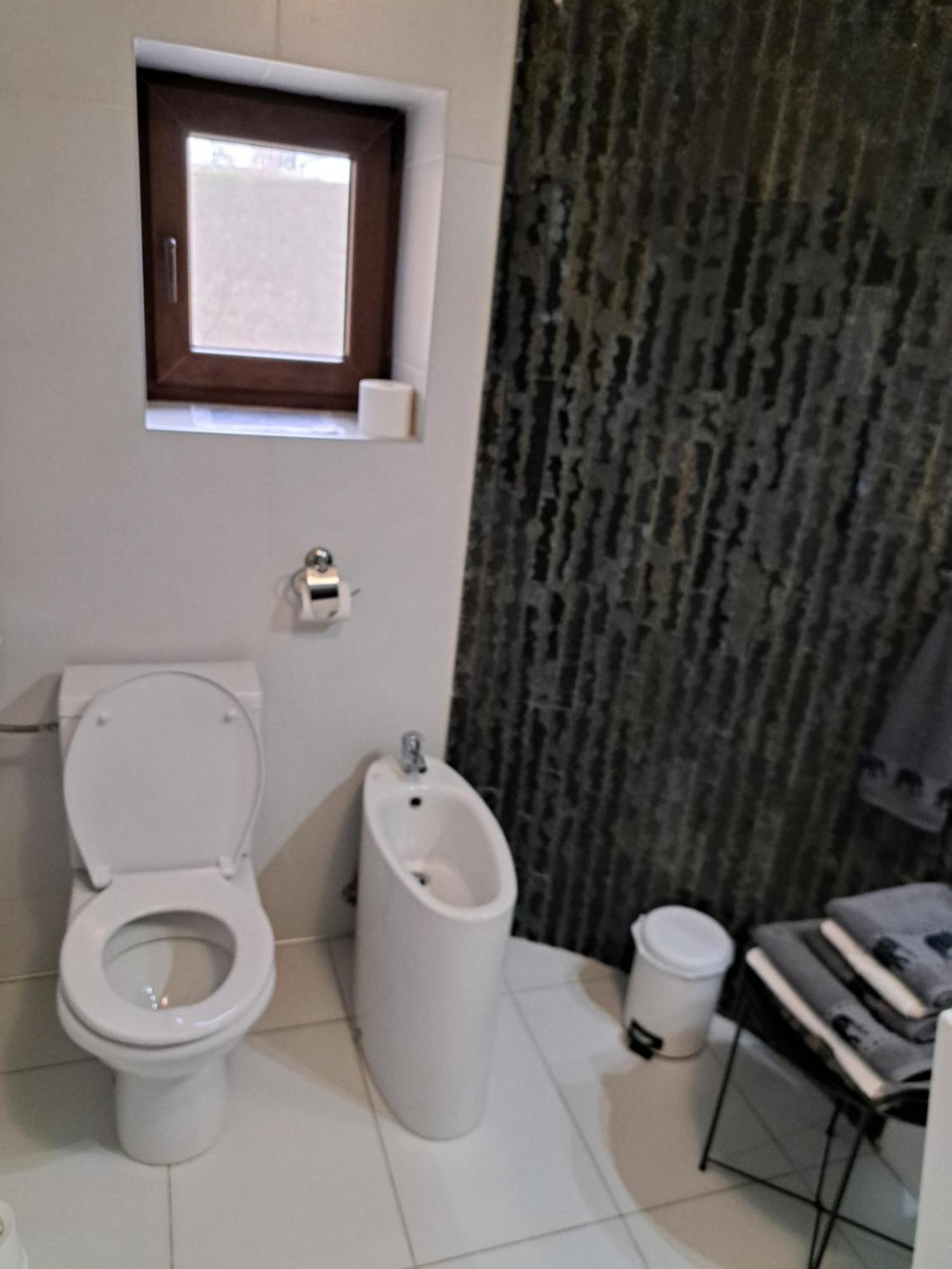 Vila Carolina Apulum Villa Alba Iulia Exteriör bild