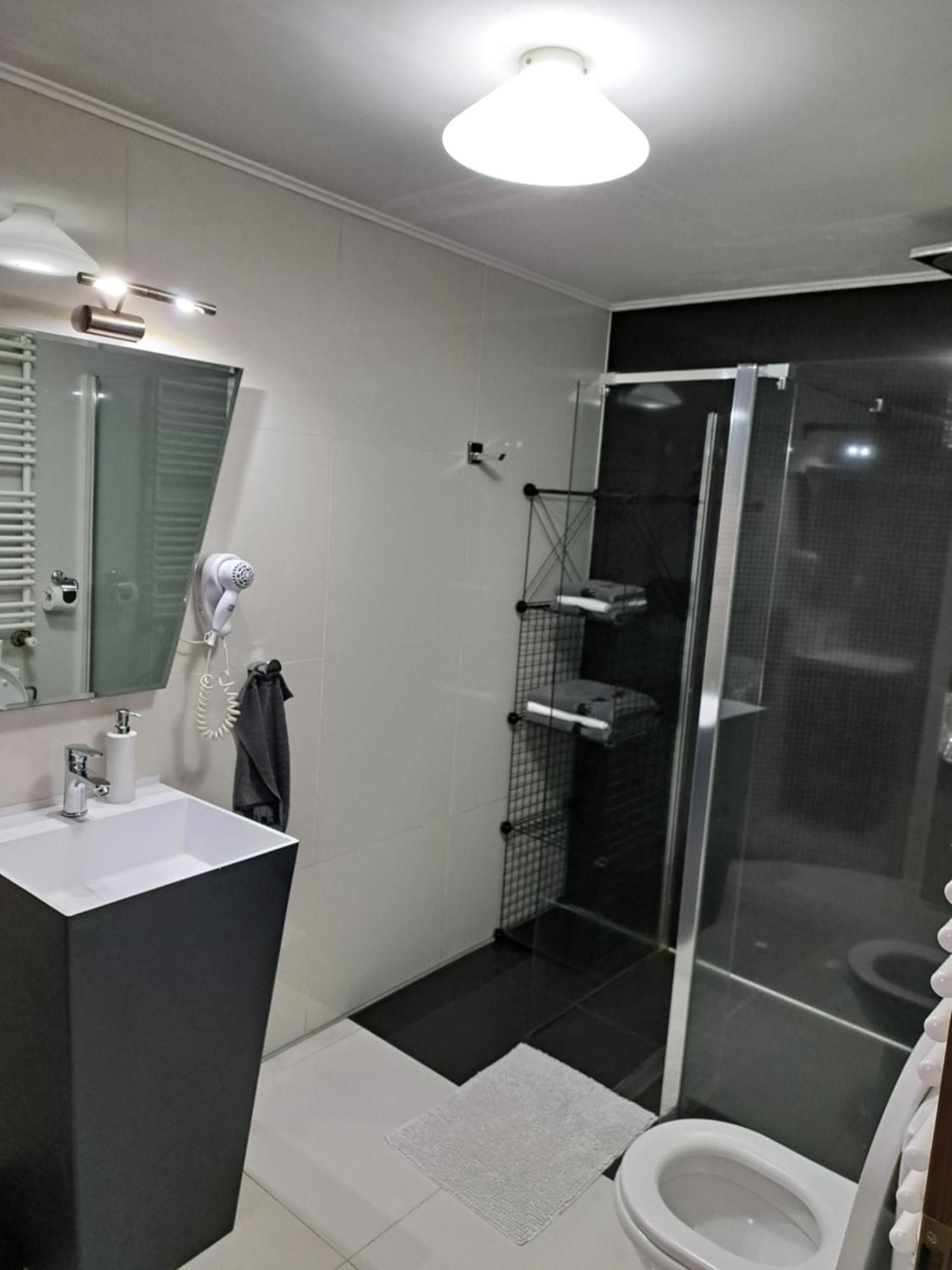 Vila Carolina Apulum Villa Alba Iulia Exteriör bild